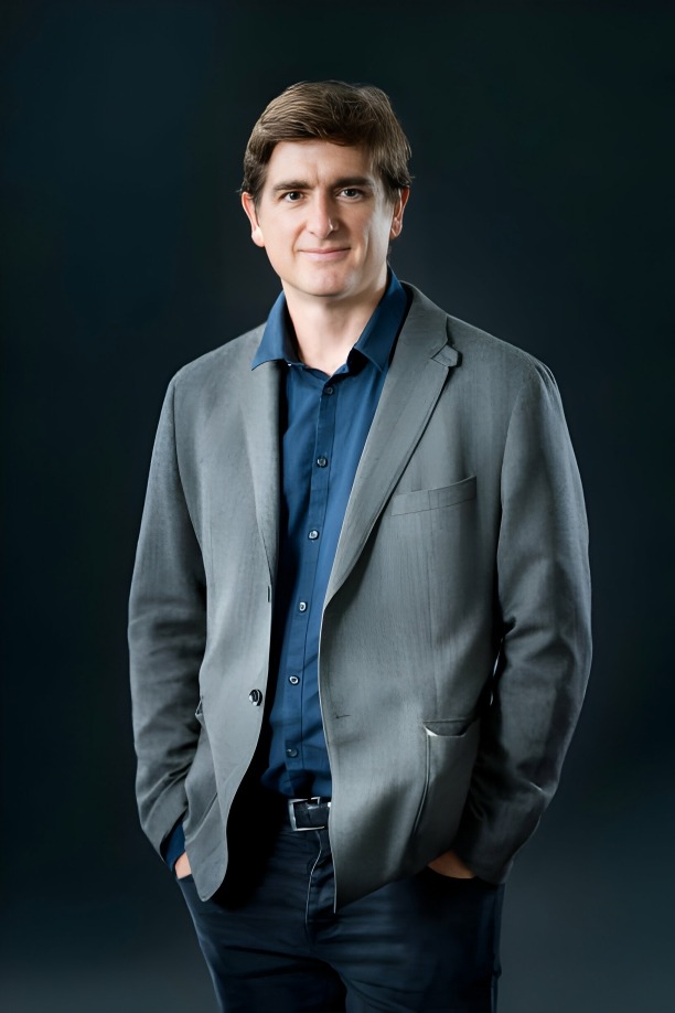 Marcel Theroux Birth, Parents, and Education