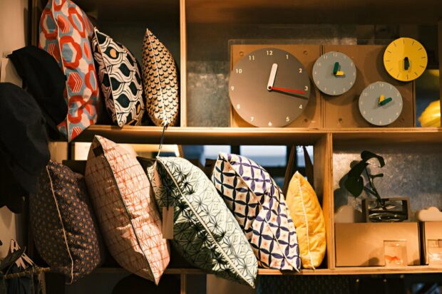 The Simple Secret to a Cosy Home – Cushions