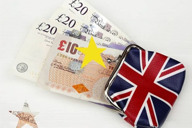 DWP Urged to Increase Christmas Bonus for Benefit Claimants.