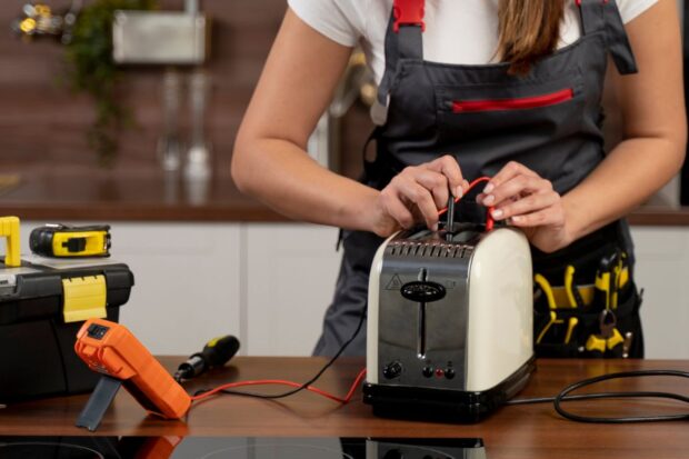 A Simple Guide to Portable Appliance Testing (PAT) in Leeds