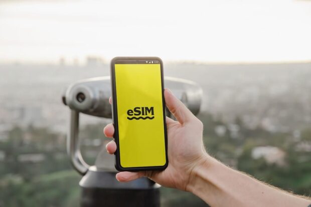 Perfect eSIM Providers for Travelers in the UK
