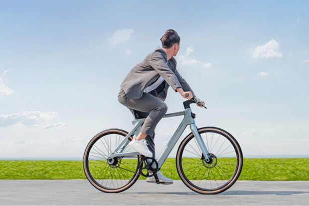 What Benefits Does the Fiido Belt Drive Electric Bike Offer?